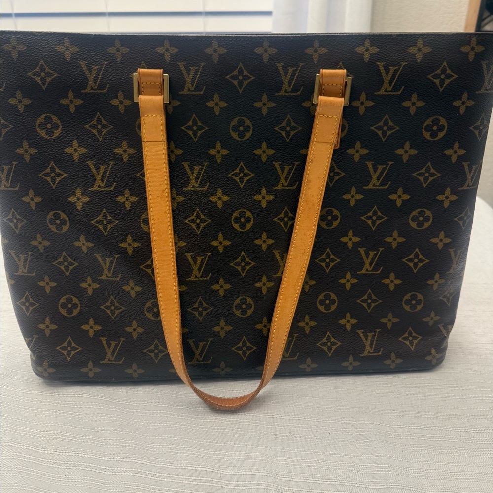Louis Vuitton Luco Tote